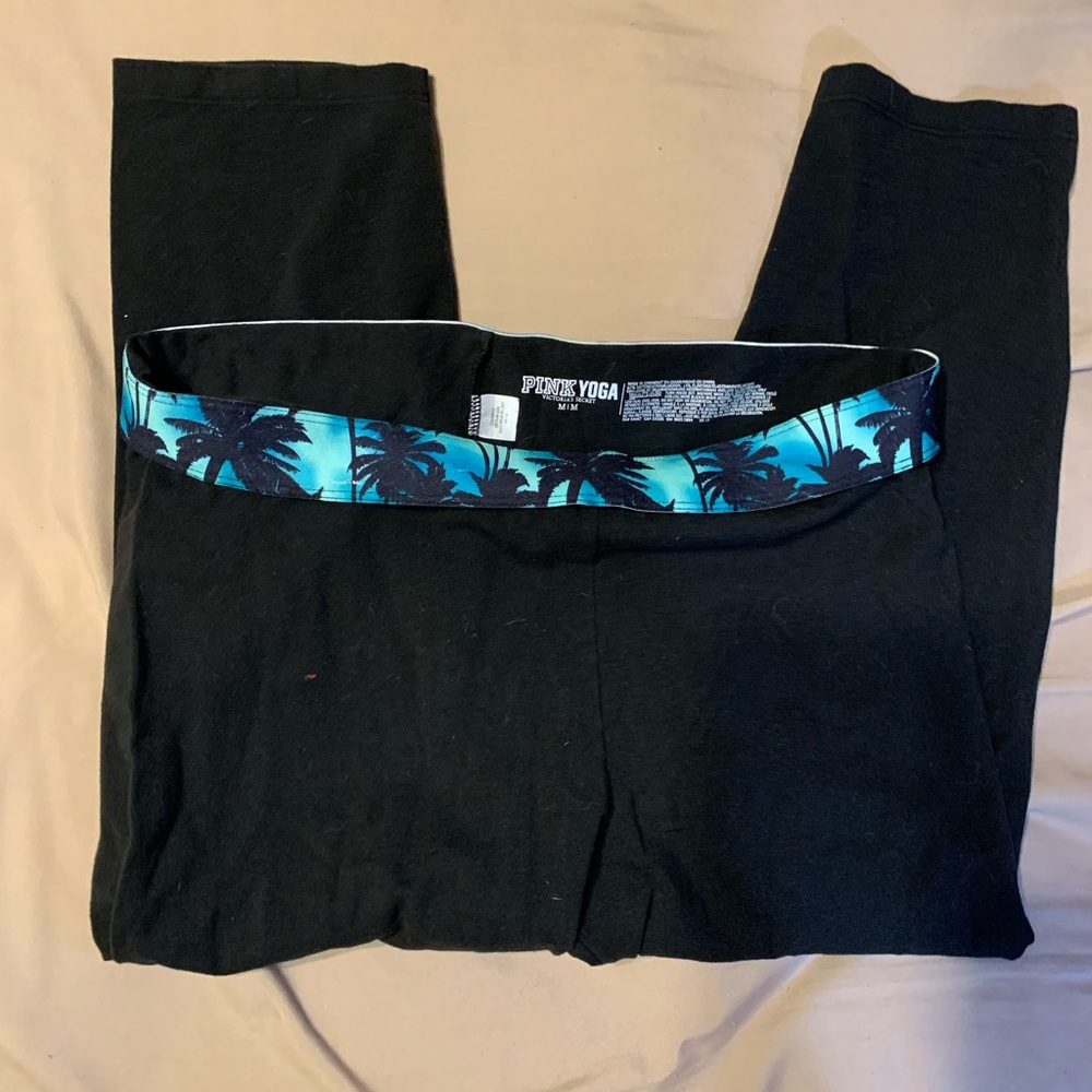 PINK crop yoga leggings